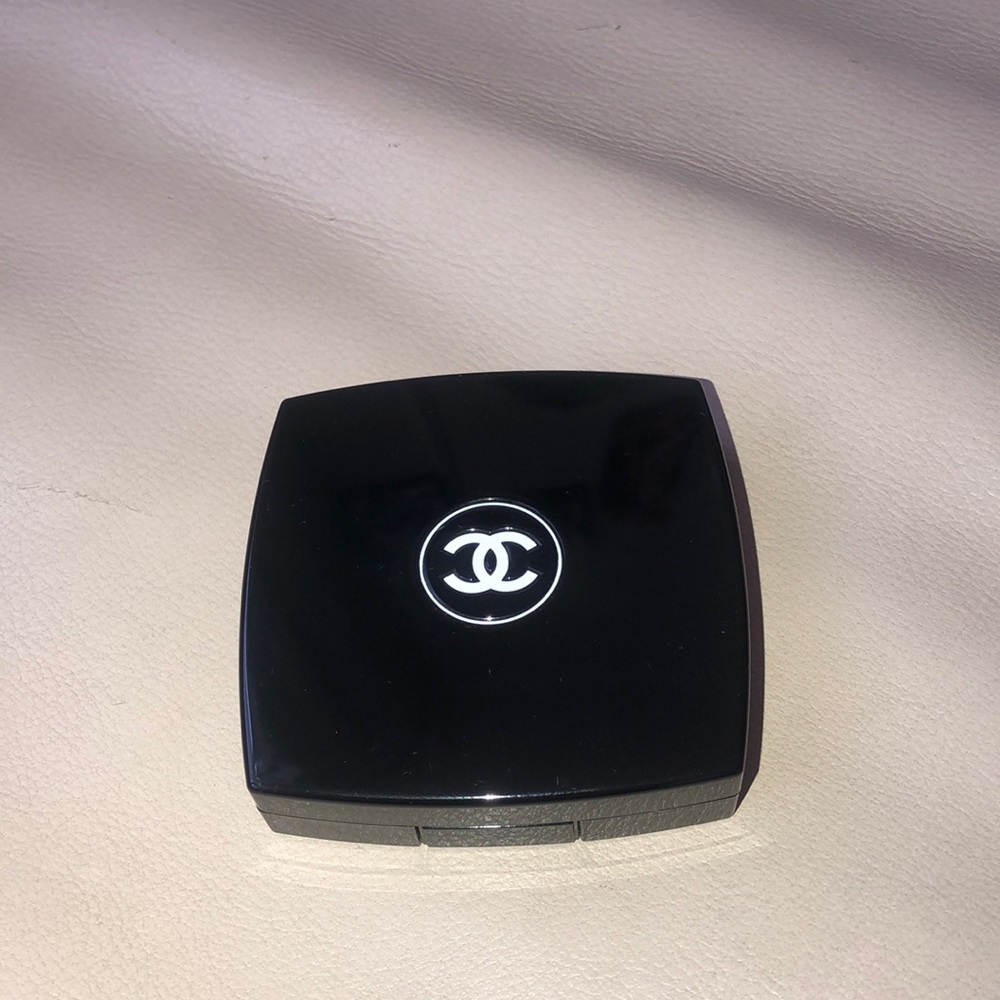 Chanel: blush/highlight